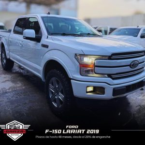 FORD F-150 LARIAT